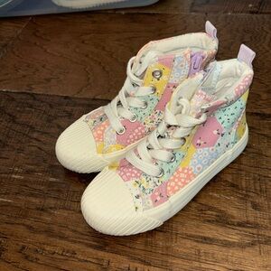 Girls Sneakers